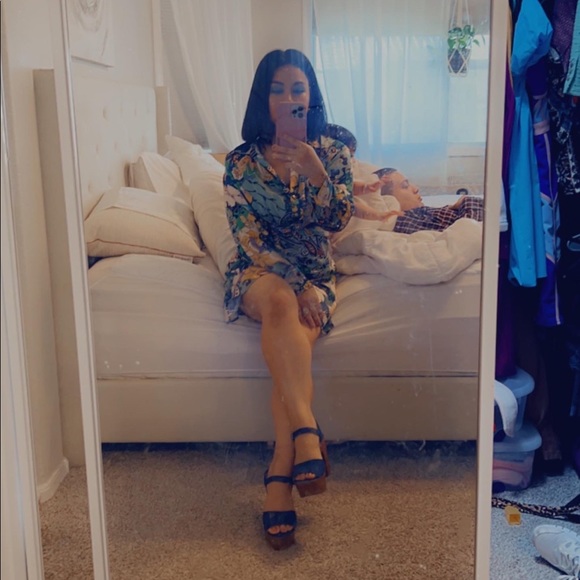 Meet your Posher, Cristina - Picture 2 of 4